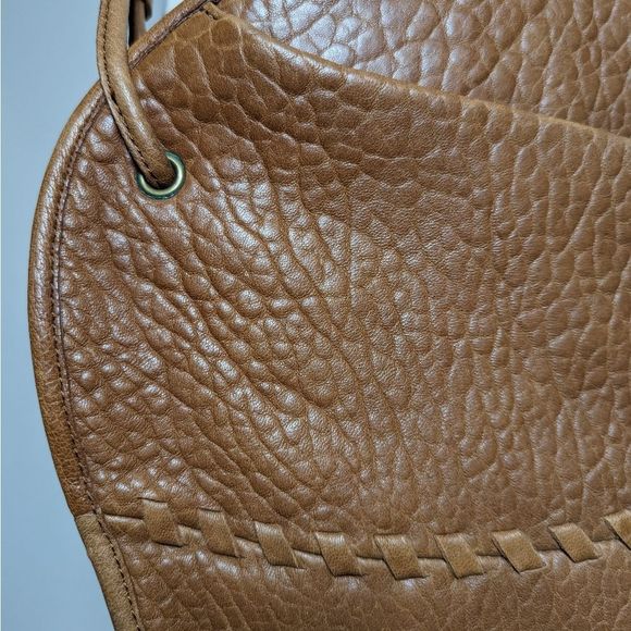 Vtg Hobo International Large Pebbled Leather Teardrop Crossbody Sling - Picture 3 of 16